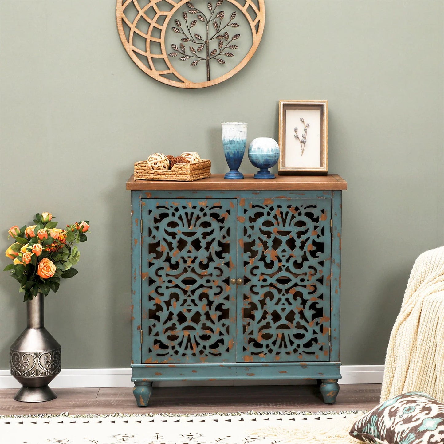 Sophia & William 2-Door Hollow-Carved Sideboard Accent Cabinet for Kitchen, Dining Room, Living Room, Entryway-Blue